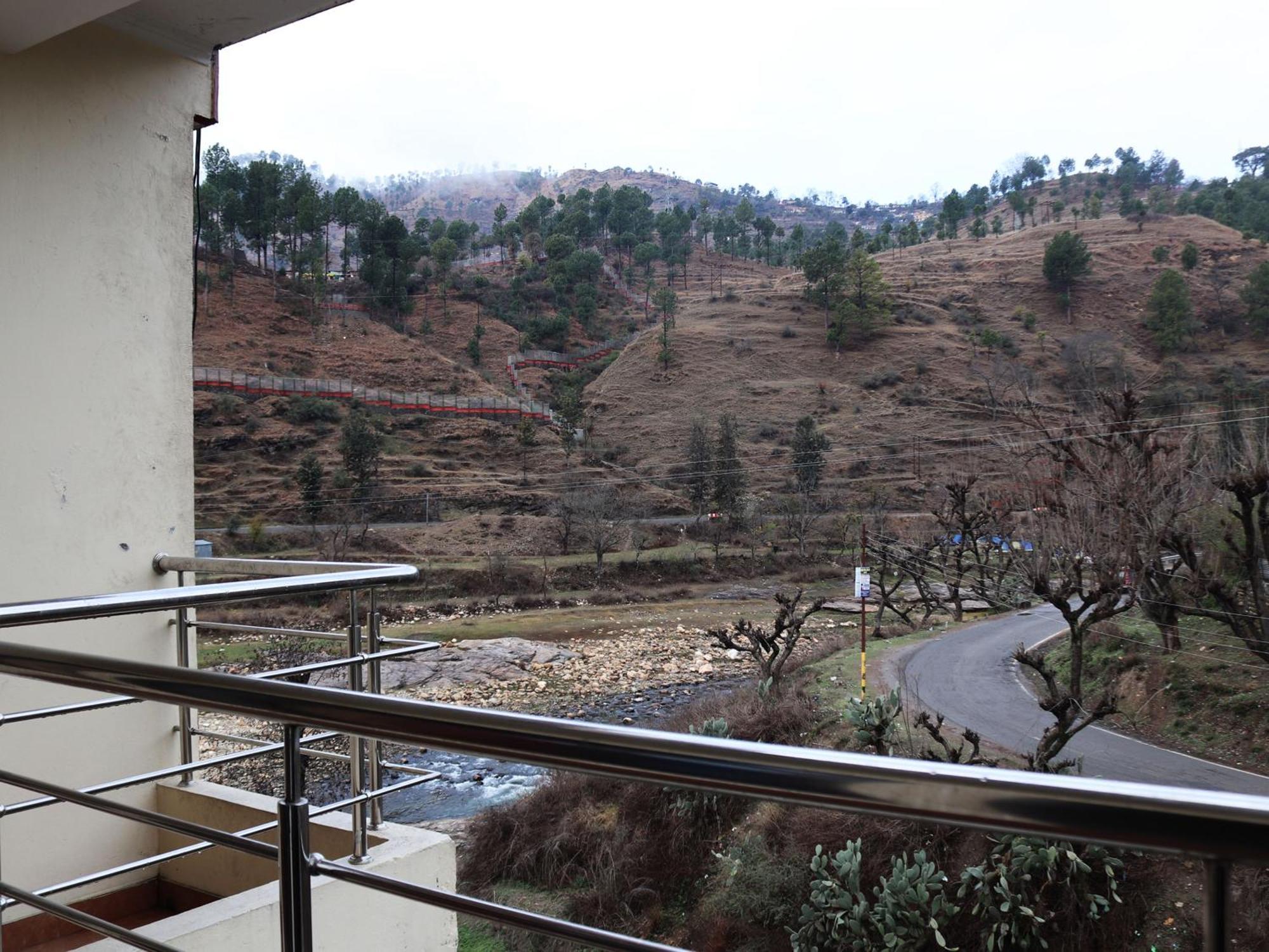 Shivalik River Retreat Almora Exteriér fotografie